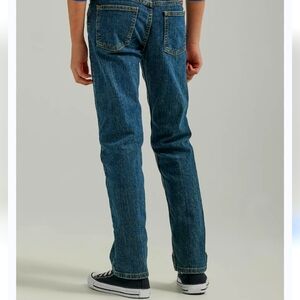 Wrangler Jeans Straight Leg 5 Pocket Classic, Boy's 14 Regular, Adjustable Waist
